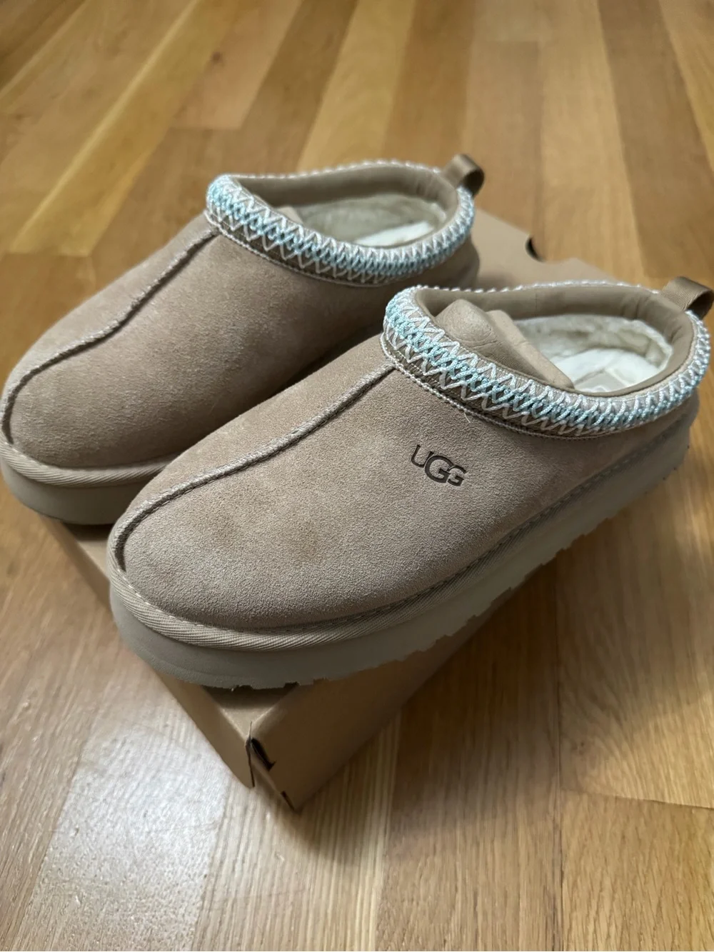 UGG Kids Cozy Slip-On Clog in Chestnut Tan